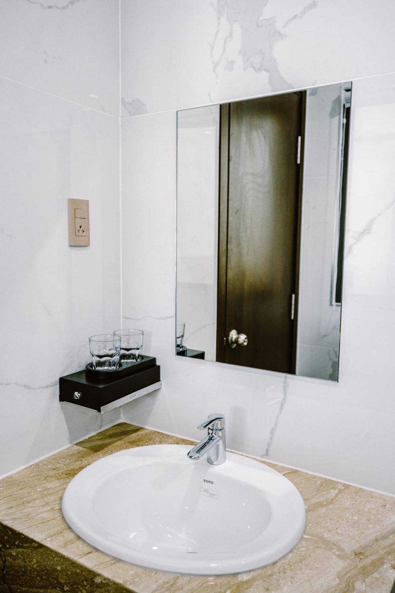 Sunrise Hotel Hà Tiên Zewnętrze zdjęcie