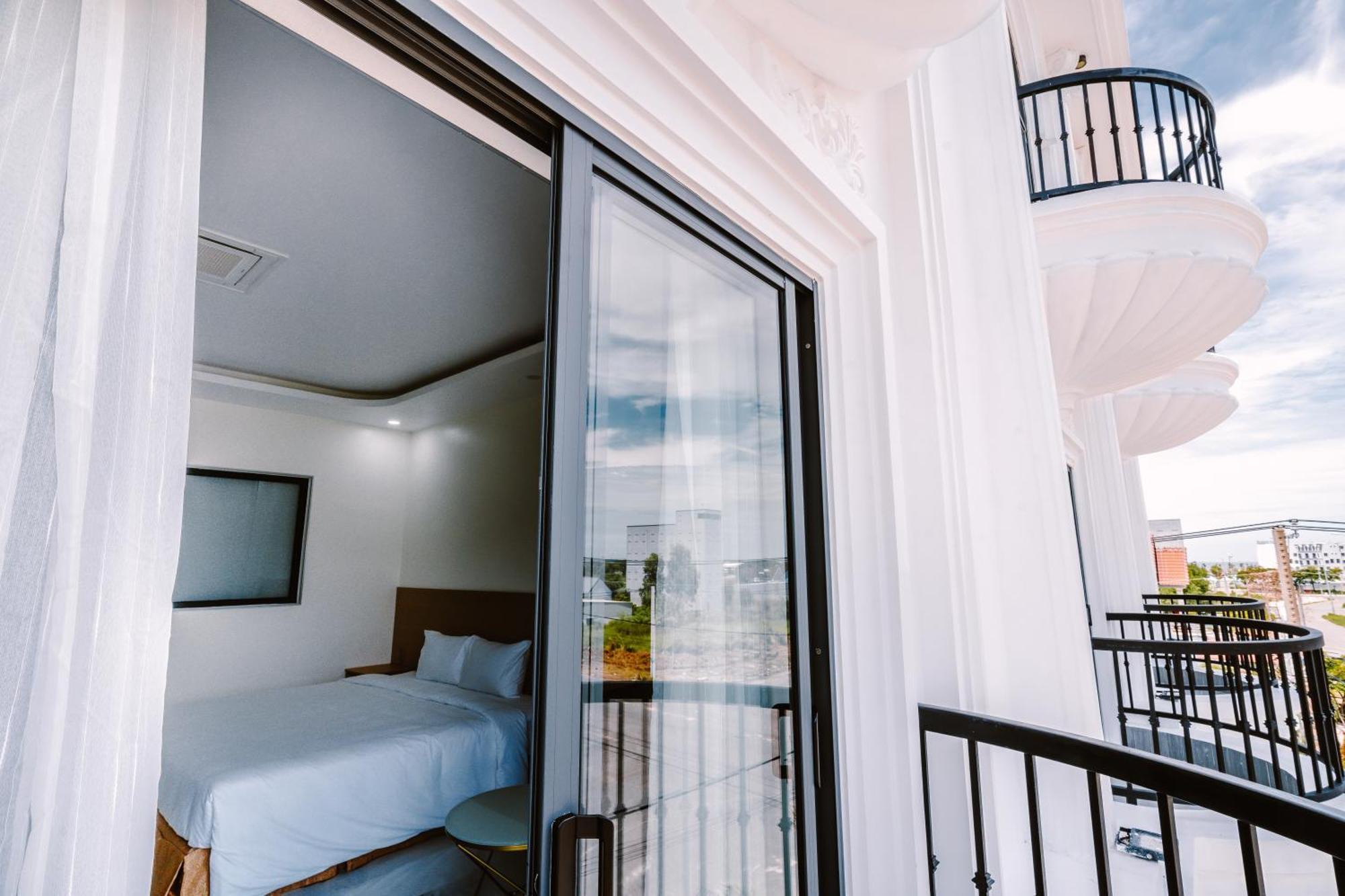 Sunrise Hotel Hà Tiên Zewnętrze zdjęcie